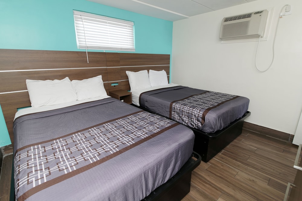 Suite, Oceanfront photo 2