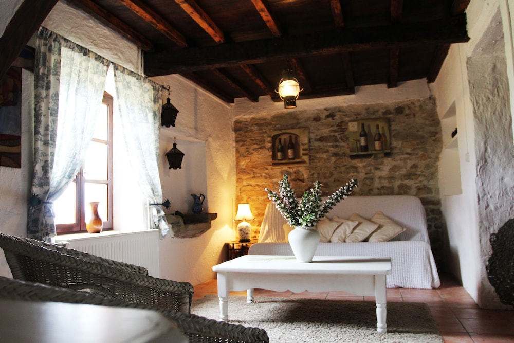 Cottage, Vineyard View, Courtyard Area photo 1