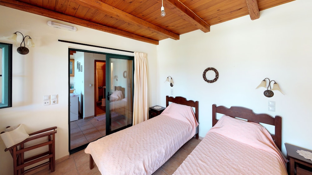 Standard Apartment, 2 Bedrooms photo 2