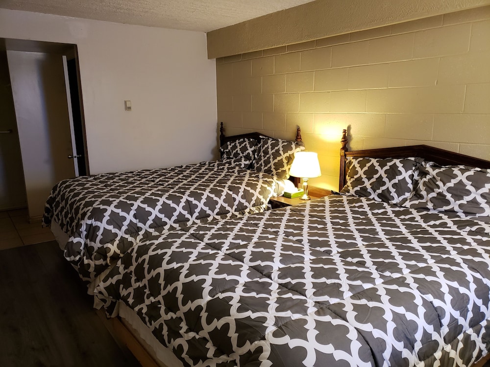 Double Room, 2 Double Beds photo 1