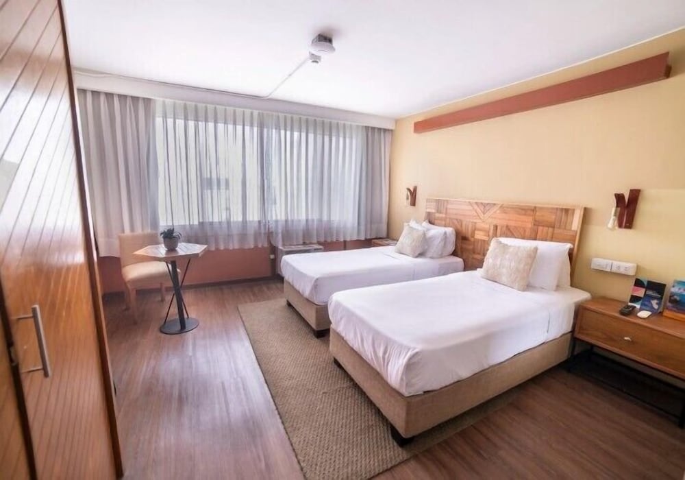 Standard Twin Room, Private Bathroom - Photo 2