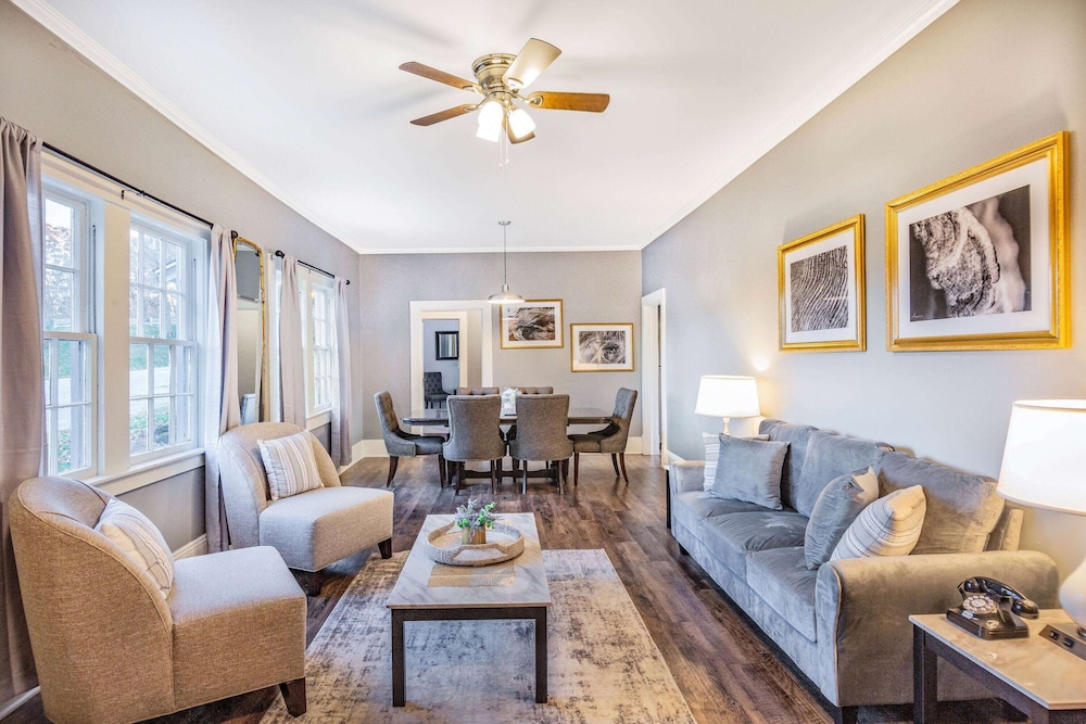 Suite, 5 Bedrooms, Non Smoking (Tyler) photo 3