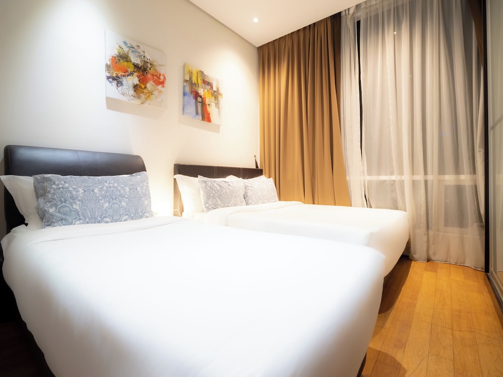 Family Apartment, 3 Bedrooms, City View