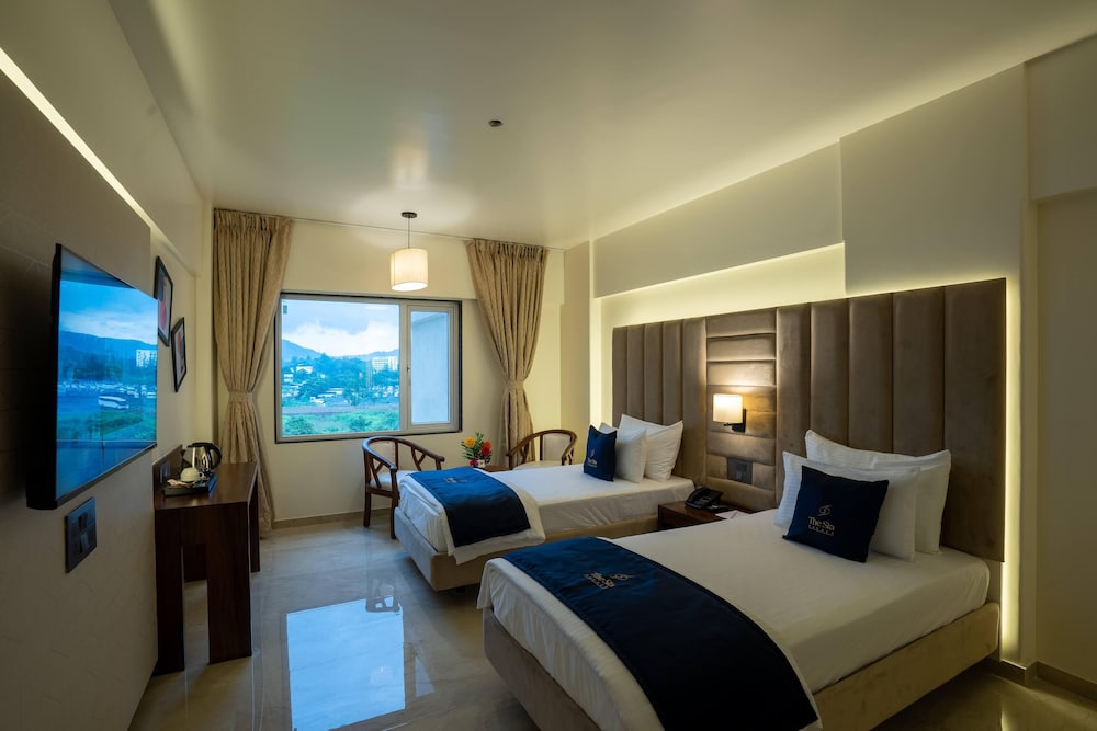 Deluxe Twin Room - Photo 1