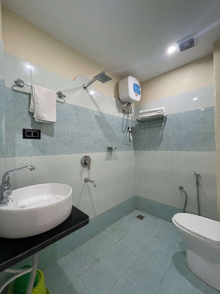 Standard Triple Room photo 3