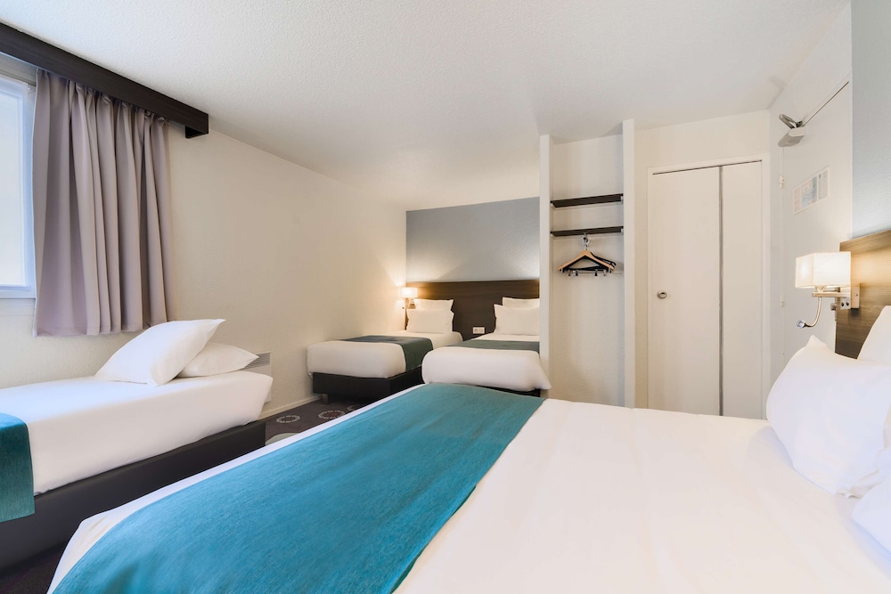 Standard Room, Multiple Beds - Photo 2
