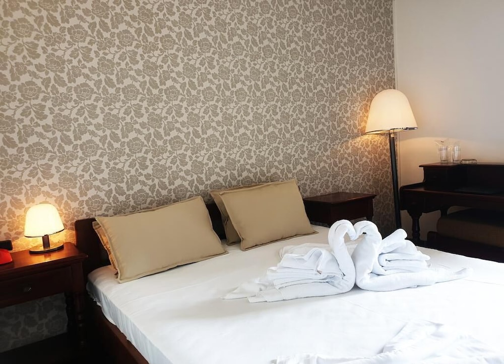 Twin Room, Garden View photo 2