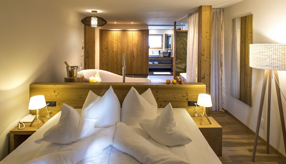 Suite photo 1