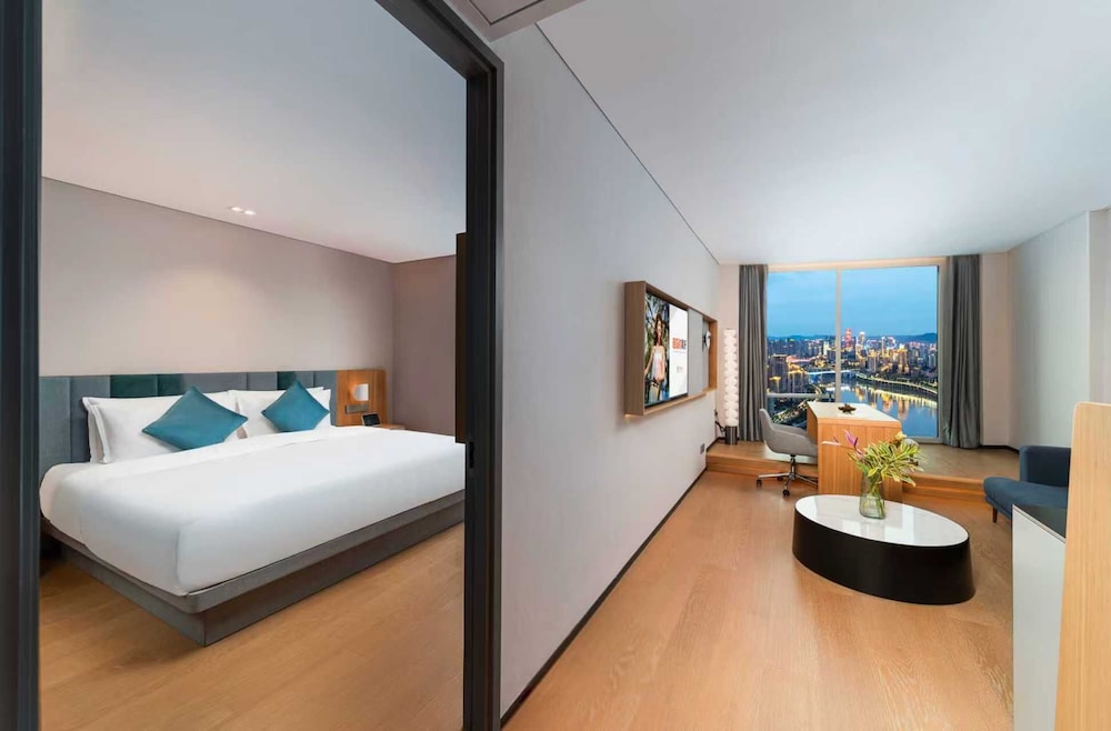 River View Urban Suite