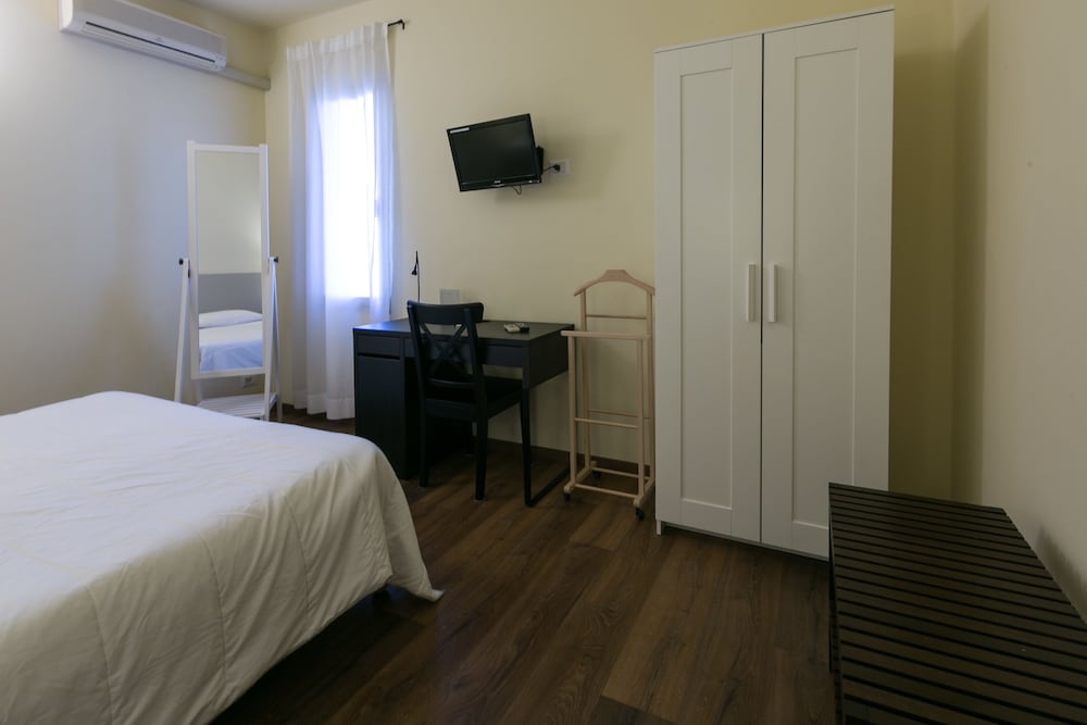 Deluxe Double Room Single Use photo 1