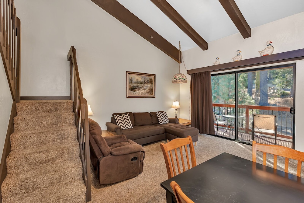 Studio Suite, Multiple Beds, Balcony, Mountain View (Eagle’S Nest) photo 1