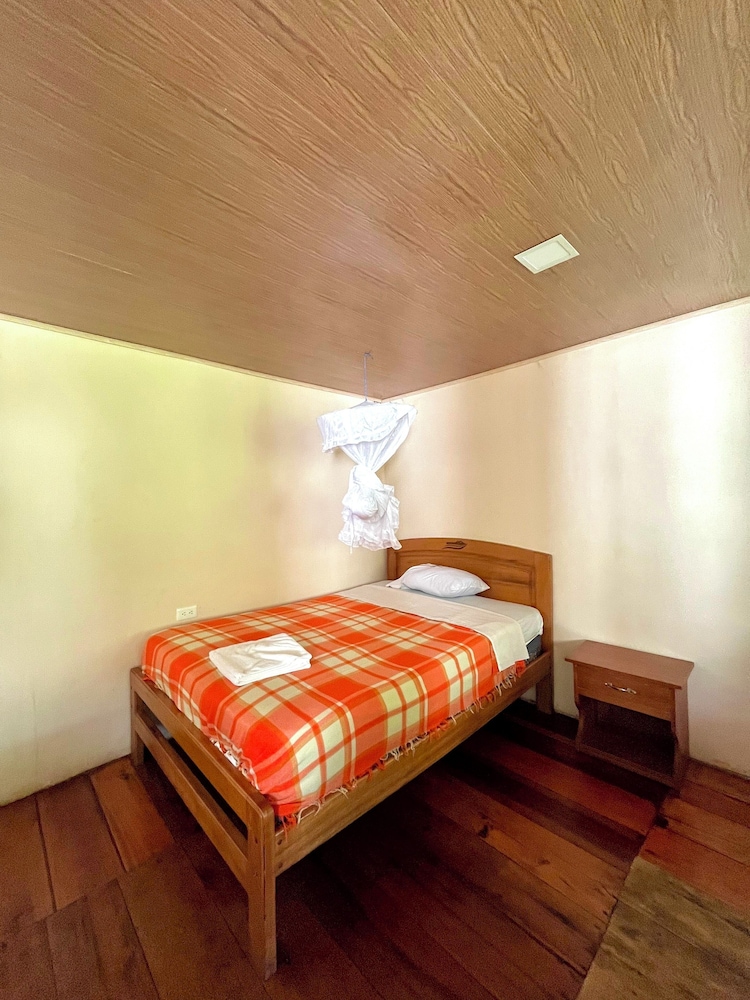 Basic Double Room photo 3