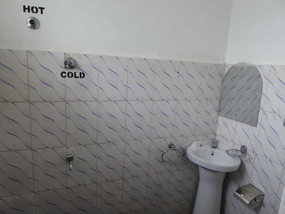Single Room photo 2