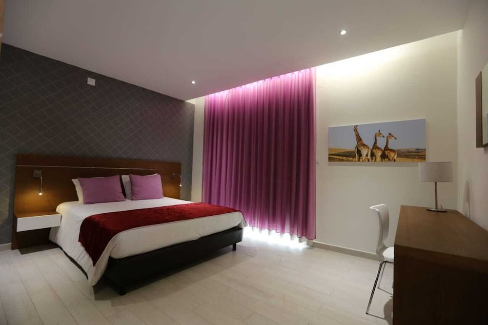 Standard Double Room, Pool View photo 1