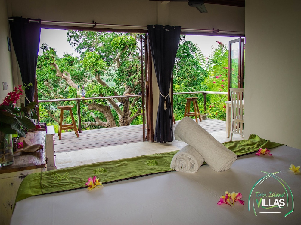 Double Room, Balcony, Sea View