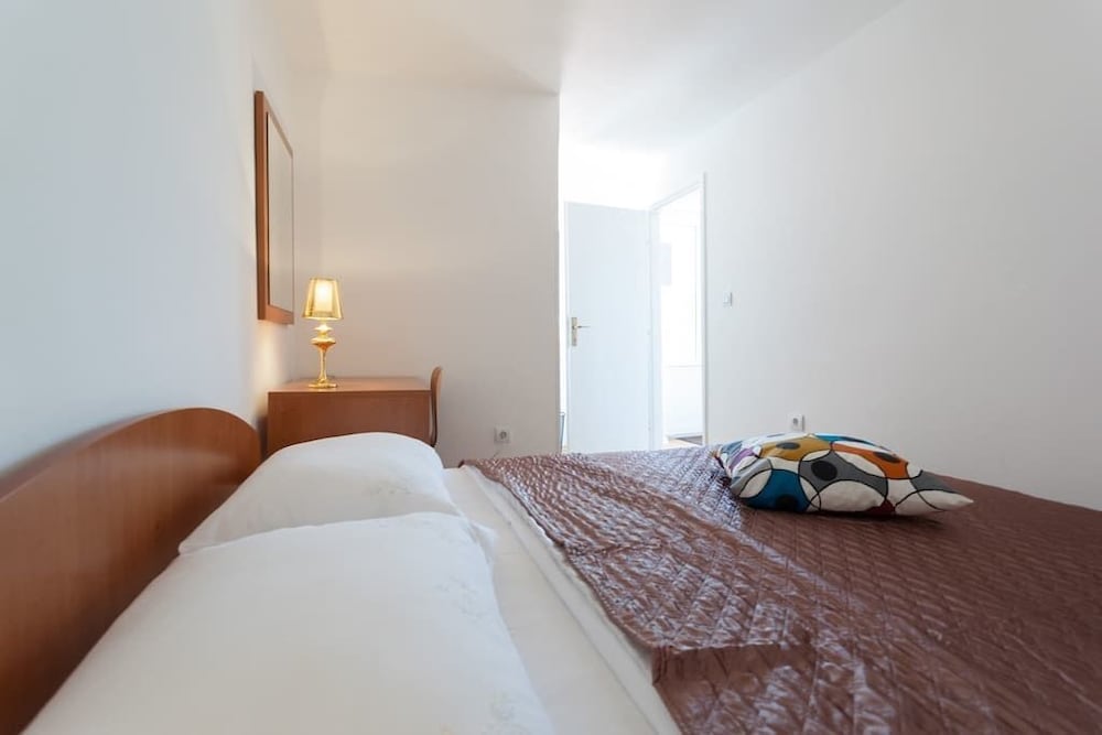 Apartment, Terrace, Partial Sea View