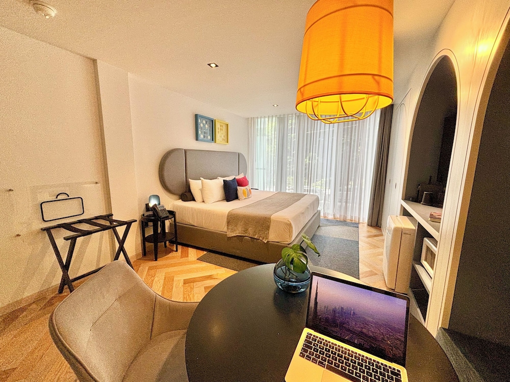 Classic Apartment, 1 Bedroom - Photo 1