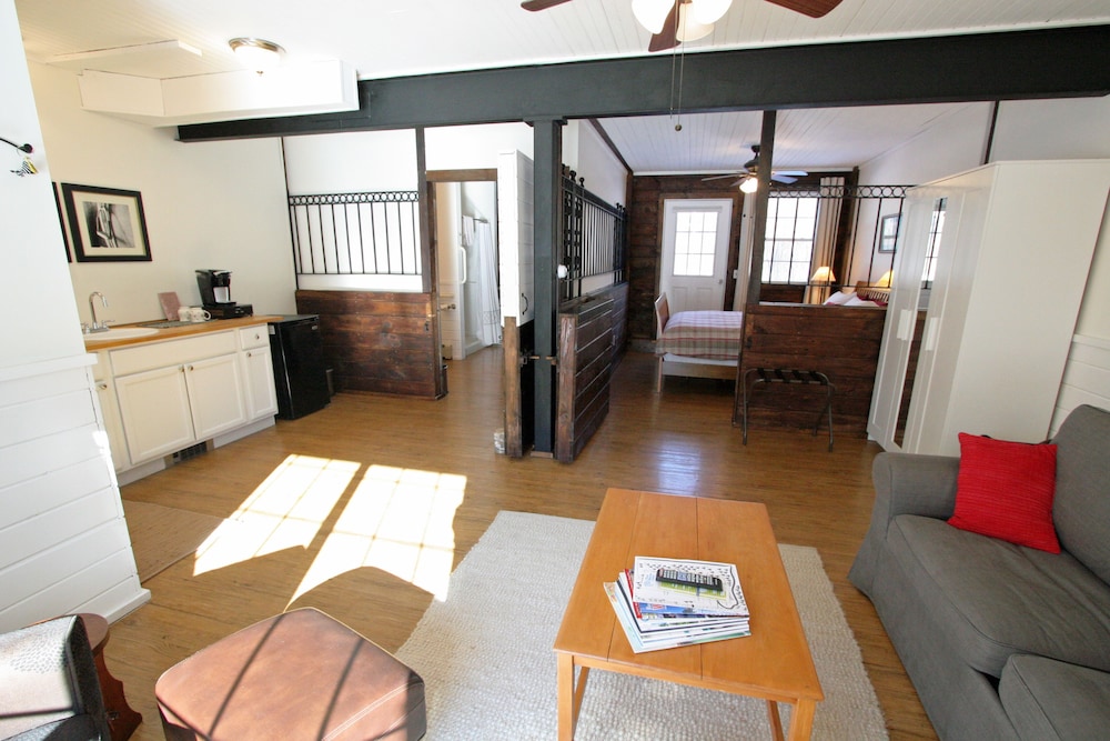 Lexington- with refrigerator