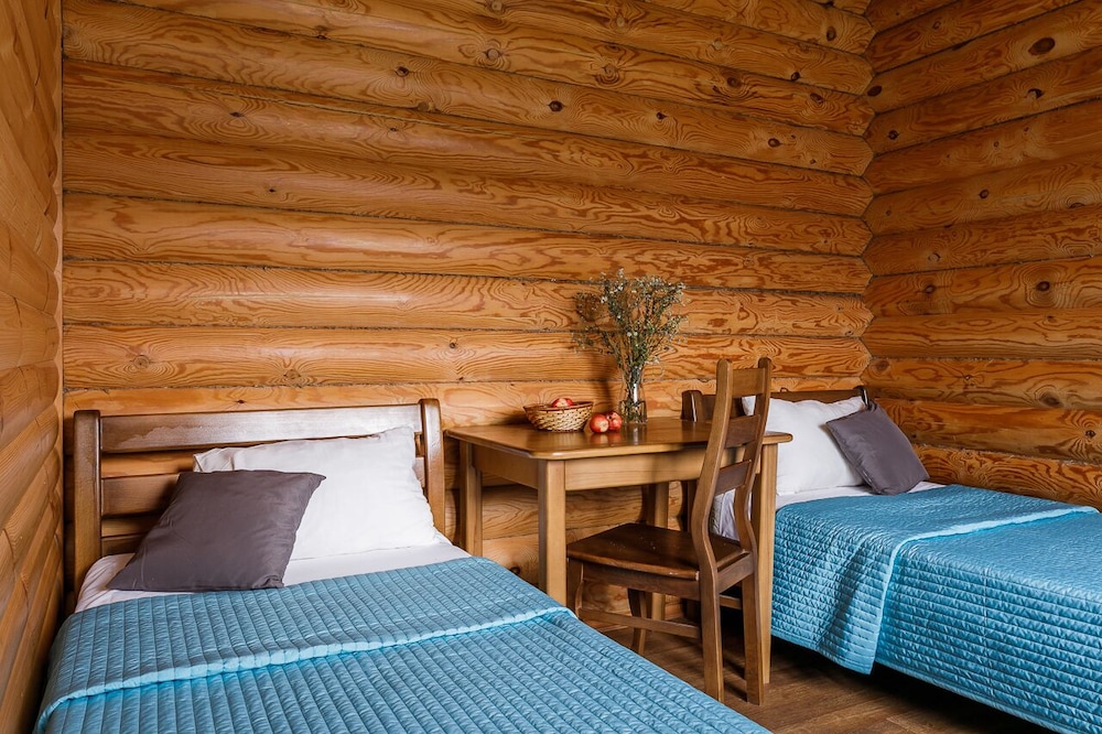 Basic Double Or Twin Room, 2 Twin Beds, Mountain View photo 1