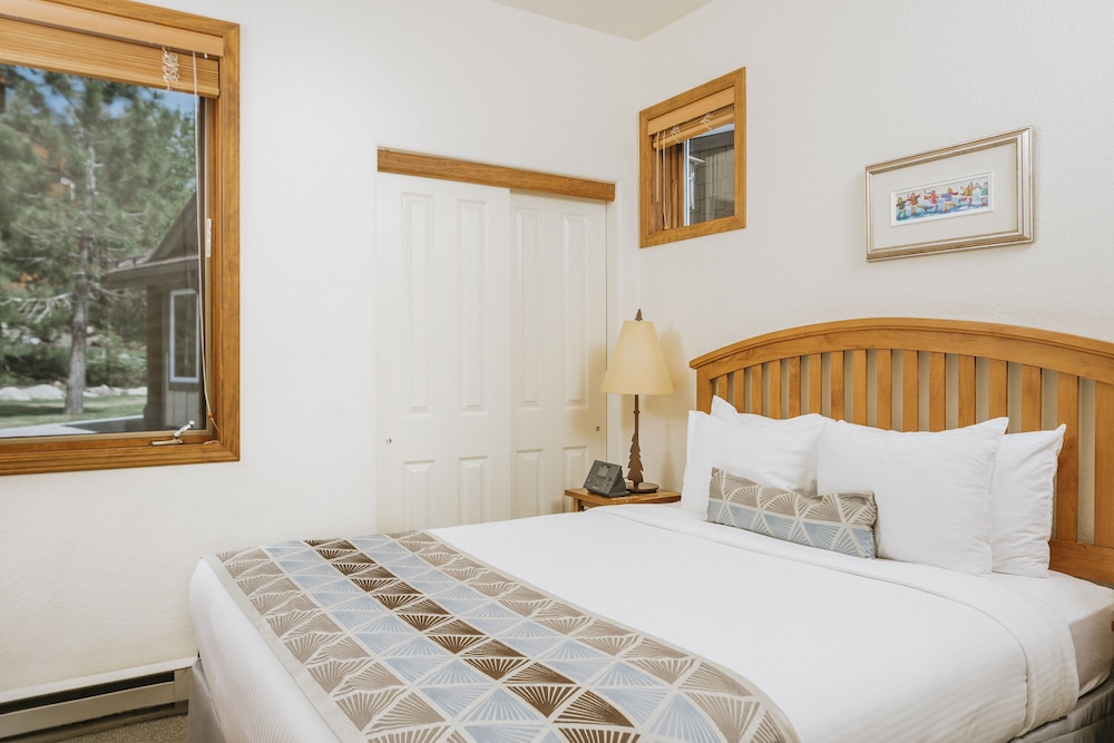 Condo, 1 Bedroom (One Bedroom Condominium) - Photo 6