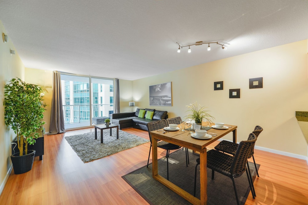 Club Apartment photo 1