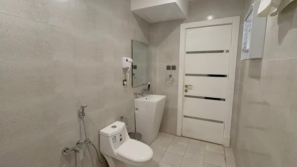 Deluxe Suite photo 3