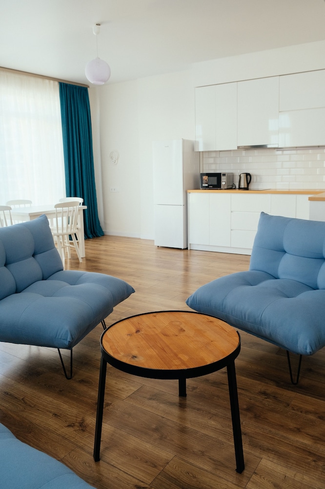 Premium Suite - Photo 15