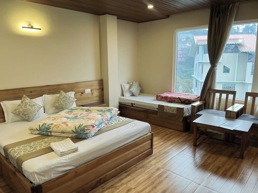 Deluxe Room - Photo 3