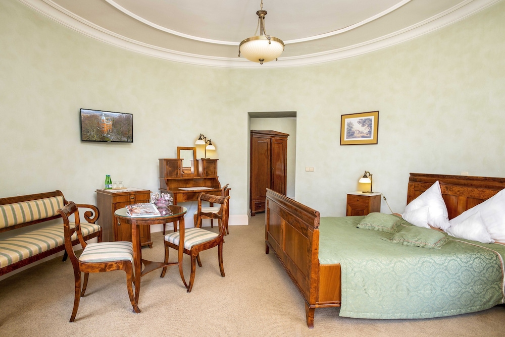 Deluxe Double Room, 1 King Bed, Park View photo 1