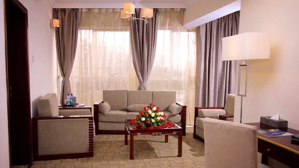 Deluxe Suite Room