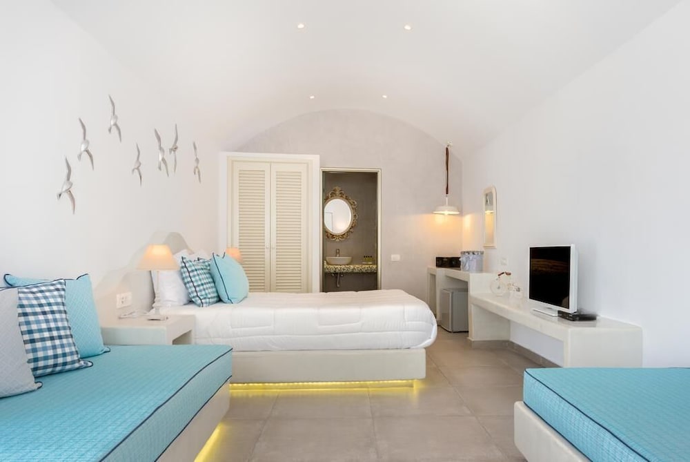 Deluxe Room, Jetted Tub