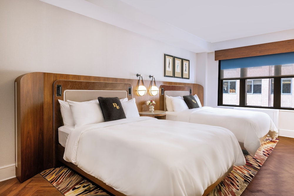 Deluxe Studio, 2 Double Beds