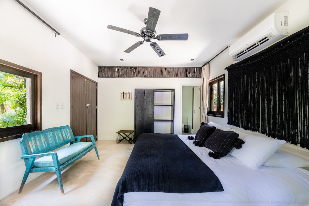 Room, Garden View - Photo 2