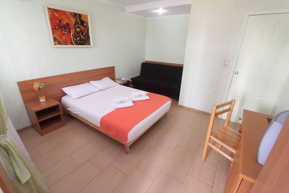 Standard Triple Room photo 3