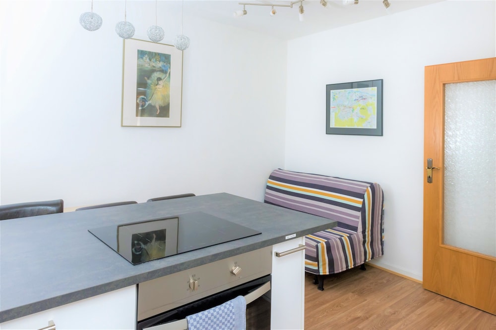 City Apartment, 2 Bedrooms, Non Smoking photo 3