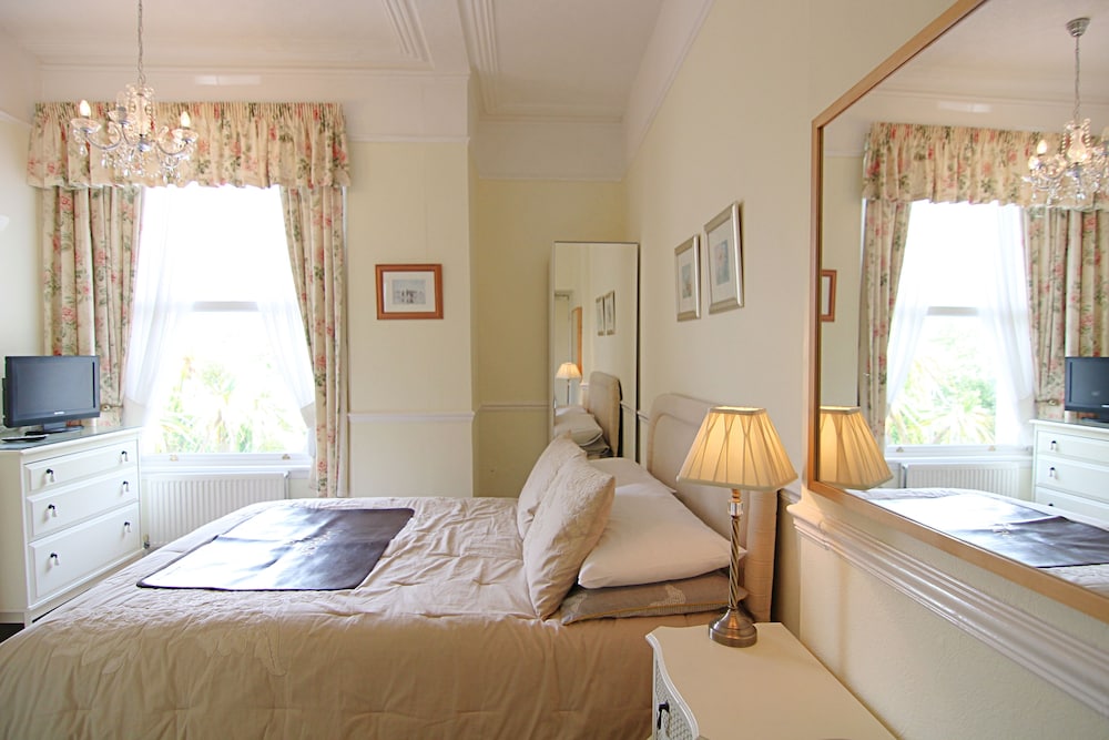 Standard Double Room, Ensuite - Photo 1