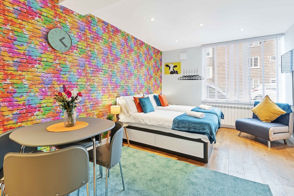 Apartment (1 Bedroom)