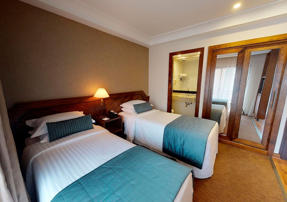 Standard Room, 2 Twin Beds - Photo 3