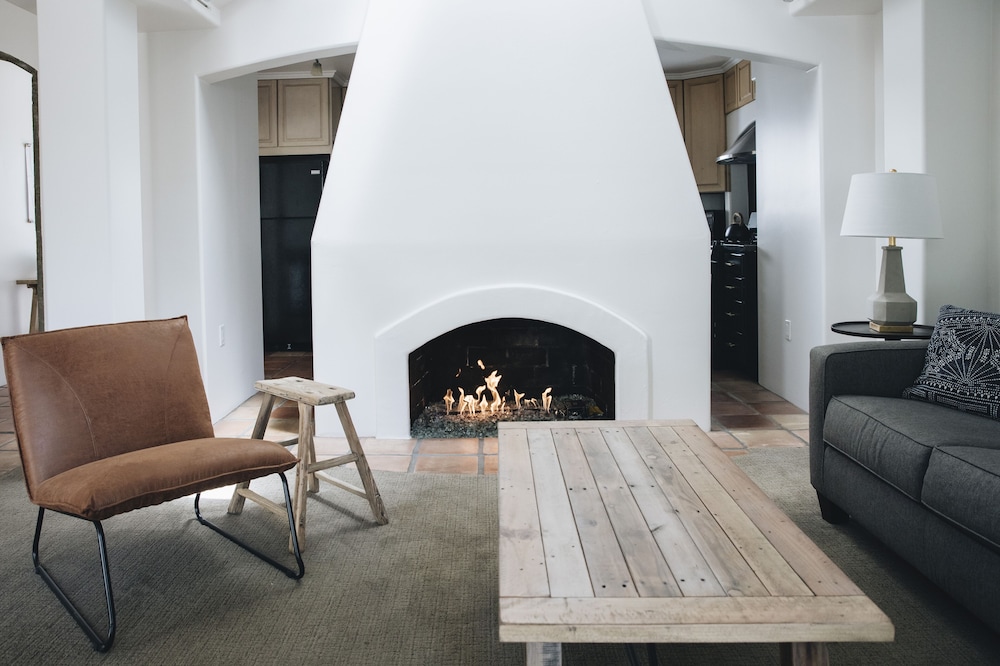 North Suite