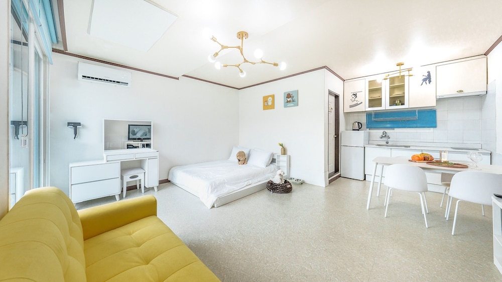 Basic Room, 1 Bedroom (puppy5) photo 1