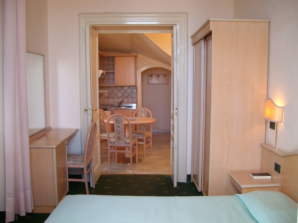Exclusive Double Room Single Use photo 3