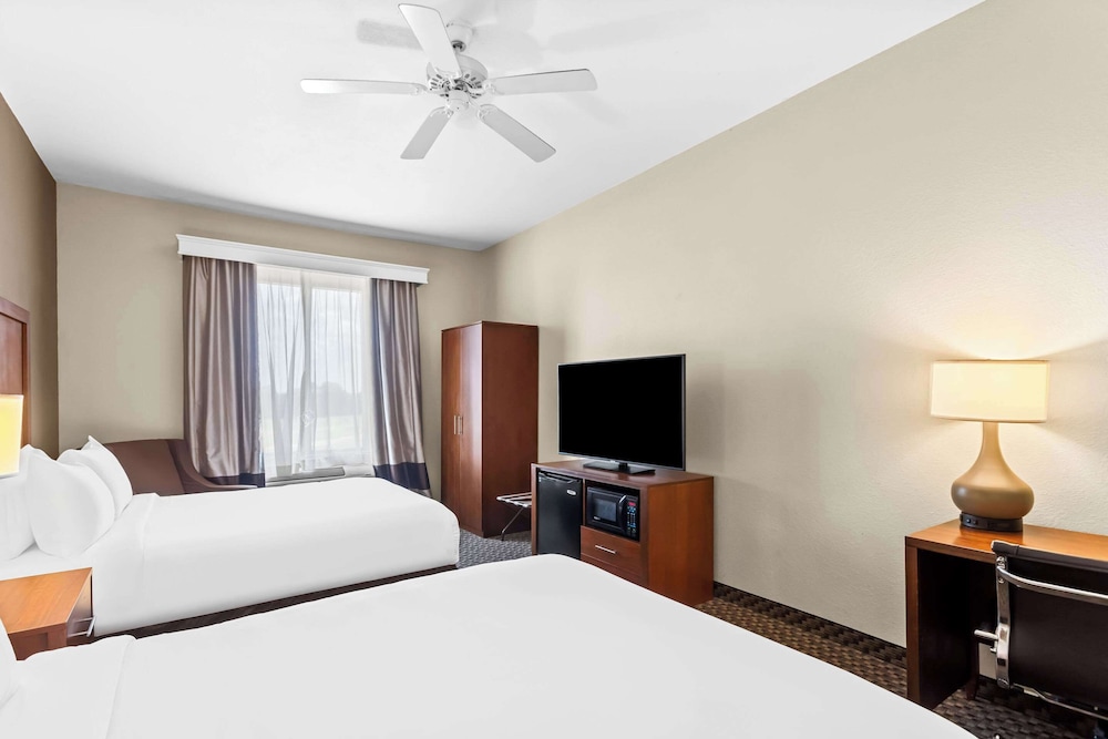 Suite, Multiple Beds, Non Smoking - Photo 5