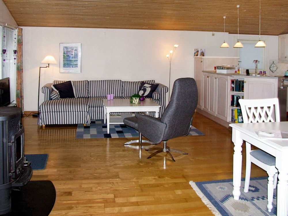 House photo 2
