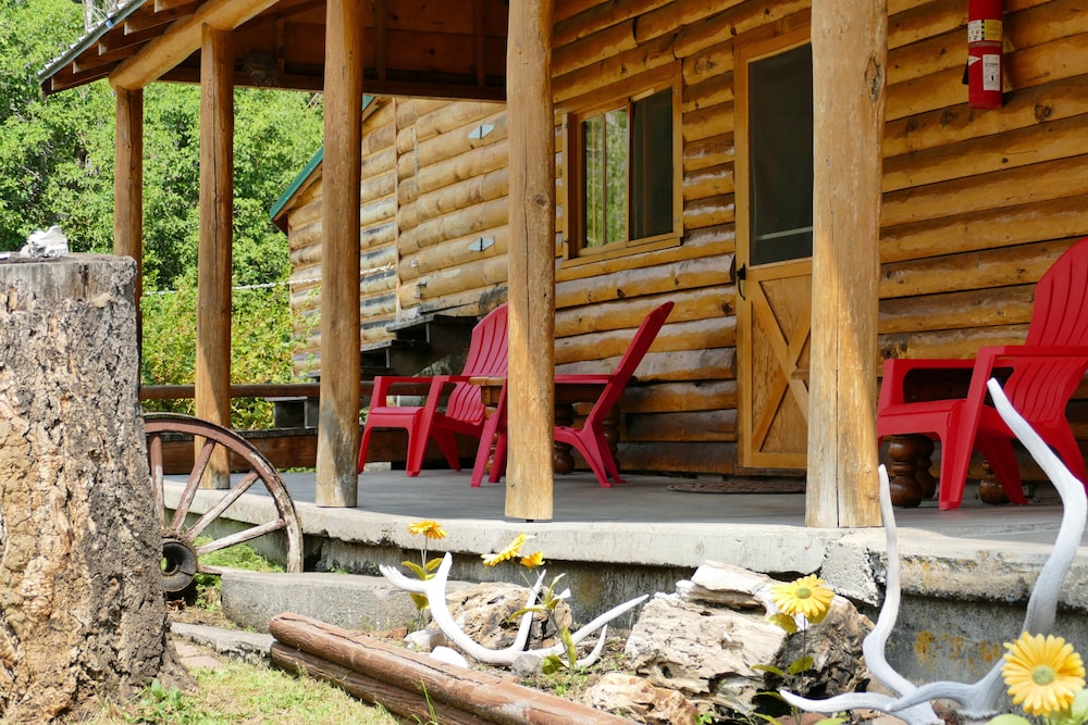 Cabin, 3 Bedrooms photo 2