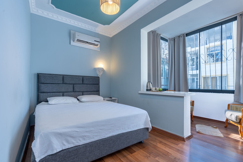 Comfort Room, 1 Double Bed, Non Smoking, Lanai
