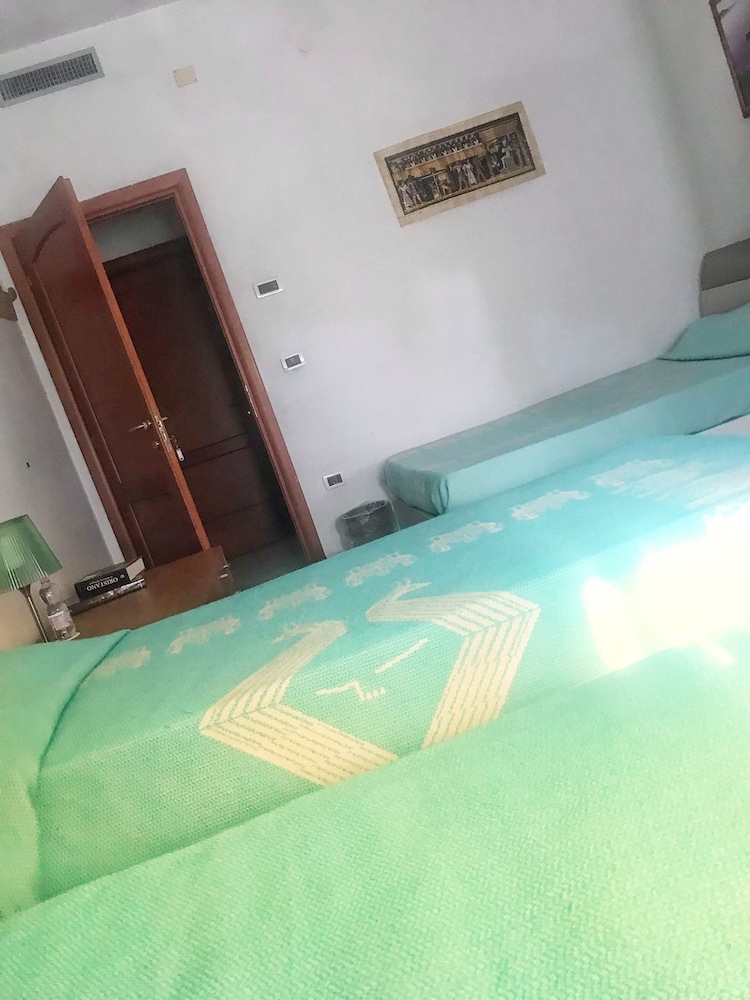 Deluxe Triple Room, Non Smoking