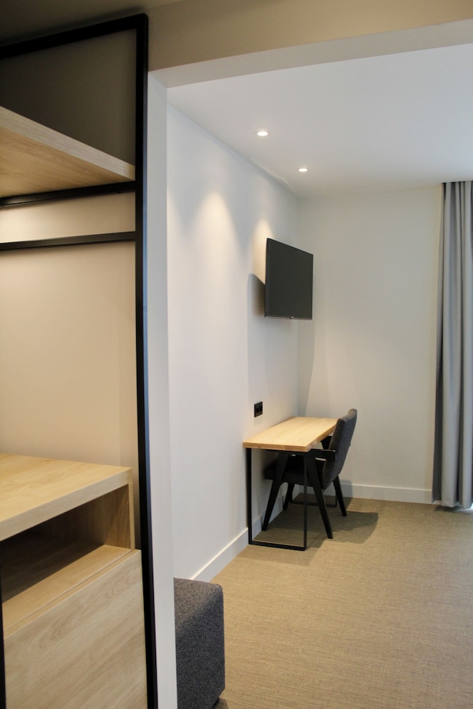 Deluxe Double Room - Photo 1