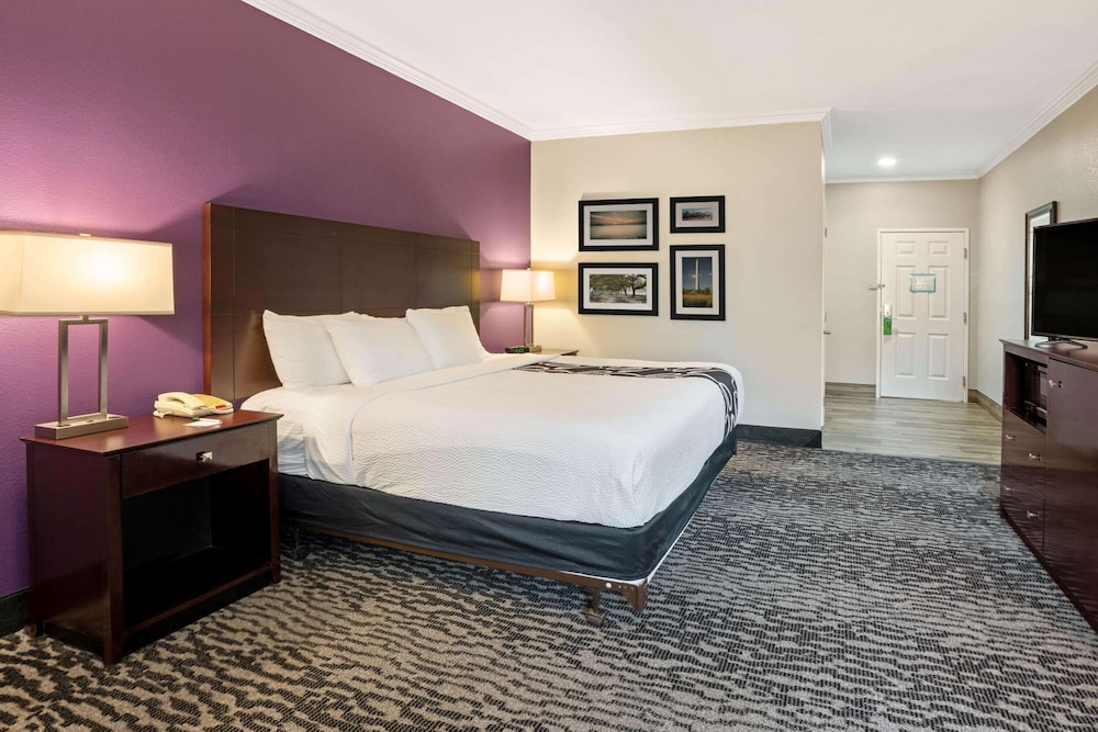 Room, 1 King Bed - Photo 1