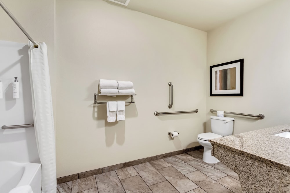 Suite, Multiple Beds, Accessible, Non Smoking (Efficiency) - Photo 7