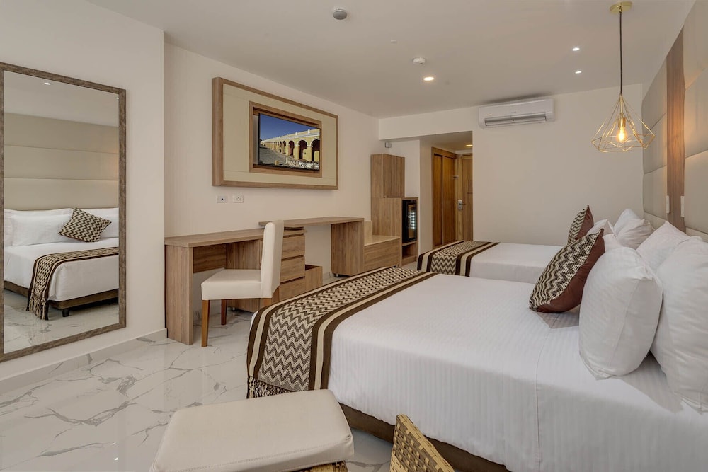 Business Room, Tower photo 2